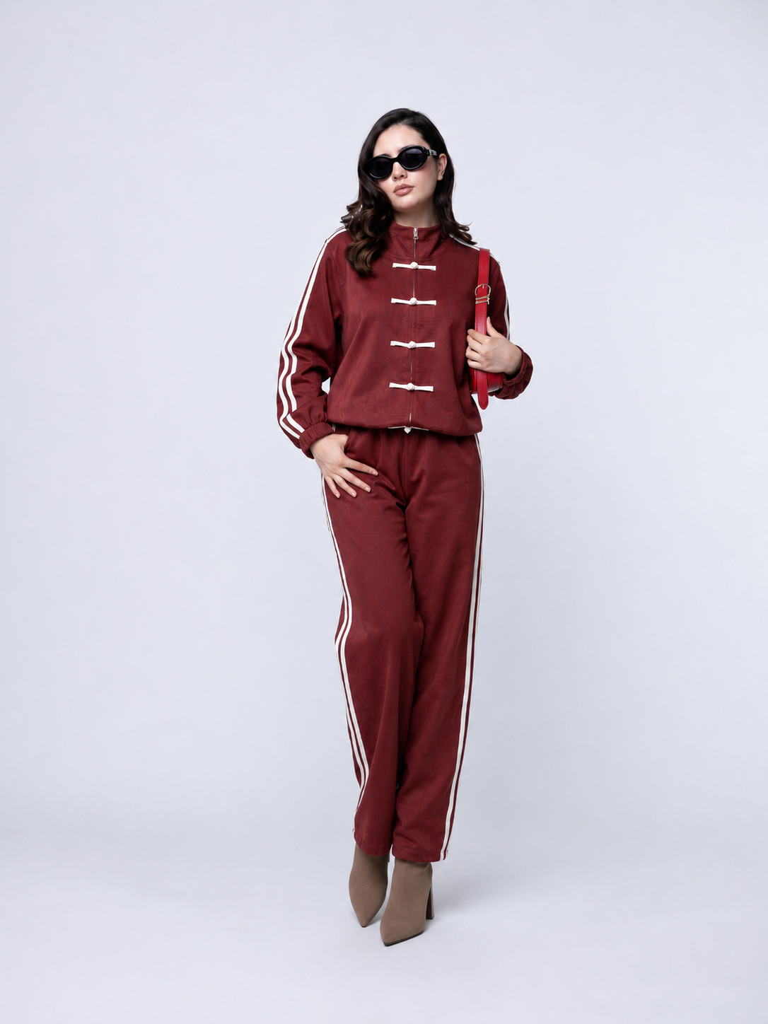 Set Deportivo Urban con Detalles en Contraste