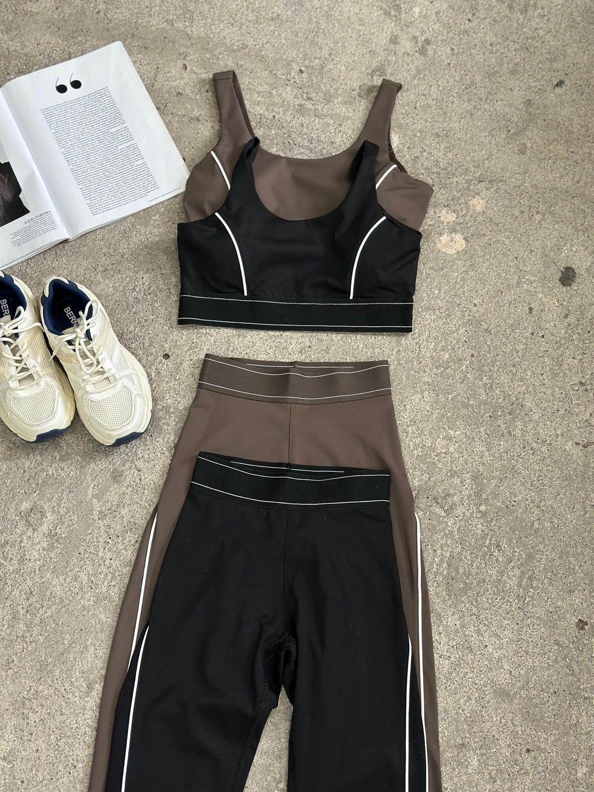 Set de Yoga con Top y Pantalón