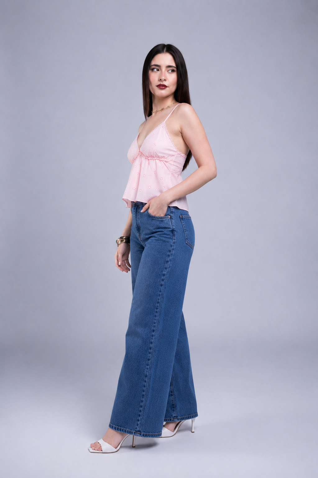 Blusa de Tirantes con Encaje y Bordado Floral
