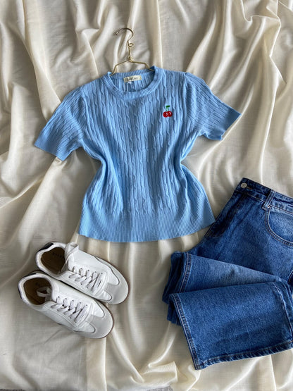Blusa Tejida con Detalle de Cereza