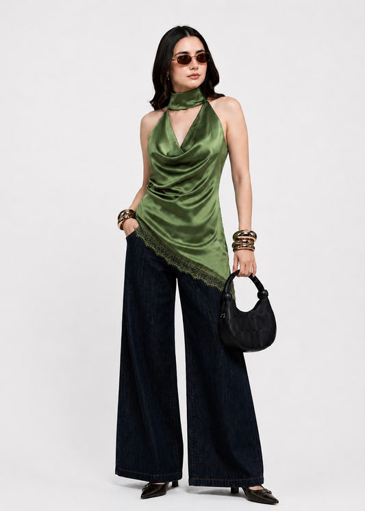 Blusa Halter Satinada con Encaje
