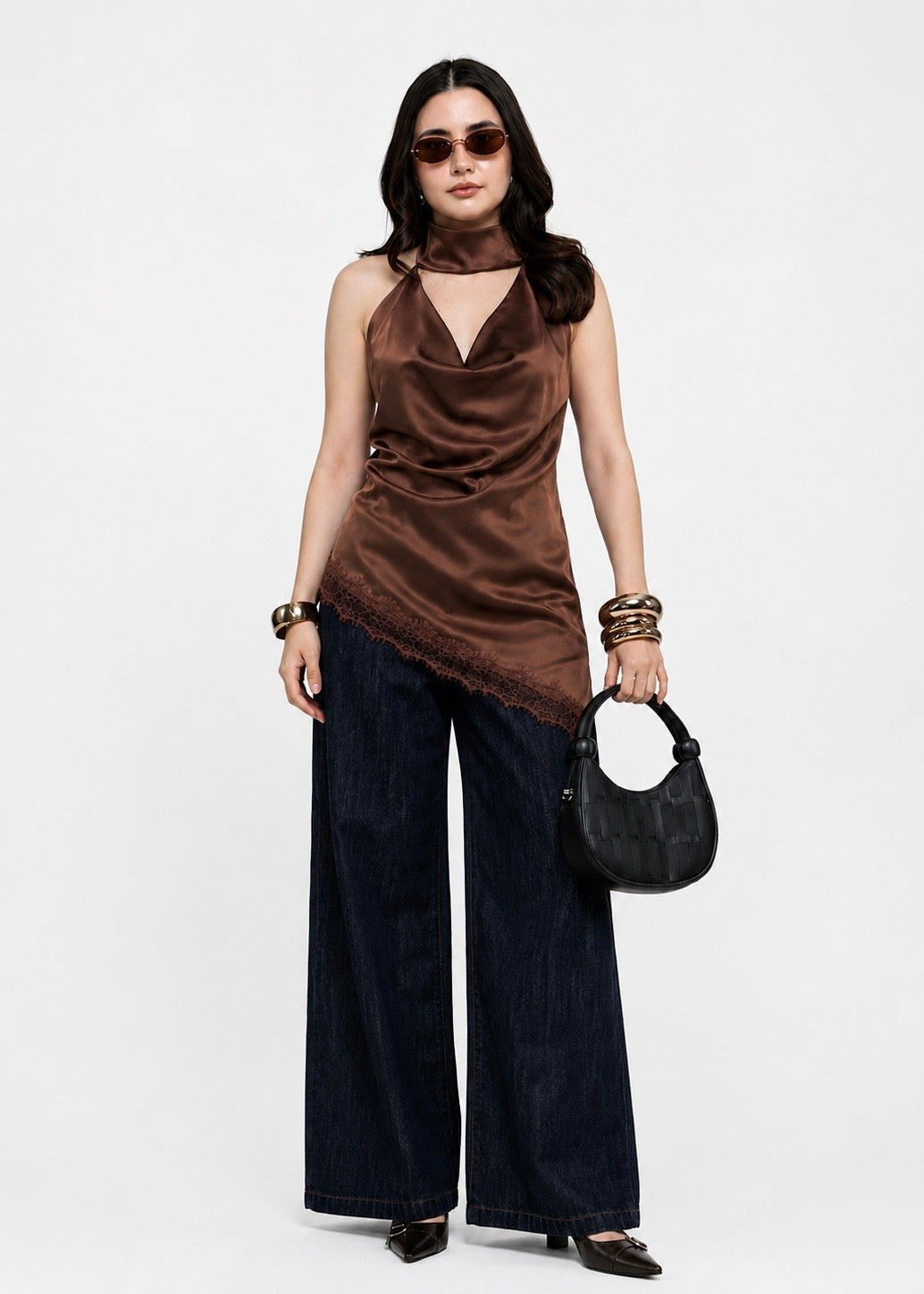 Blusa Halter Satinada con Encaje