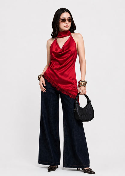 Blusa Halter Satinada con Encaje