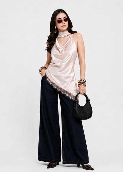 Blusa Halter Satinada con Encaje