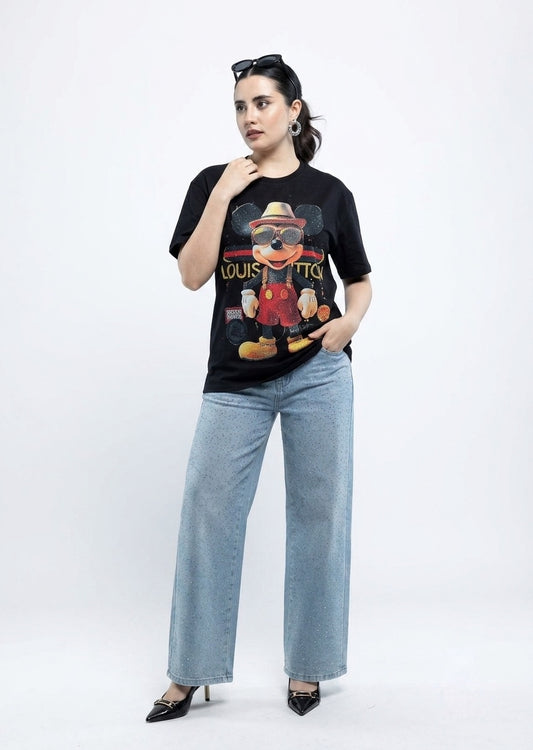Playera Gráfica con Pedrería y Estampado de Personaje